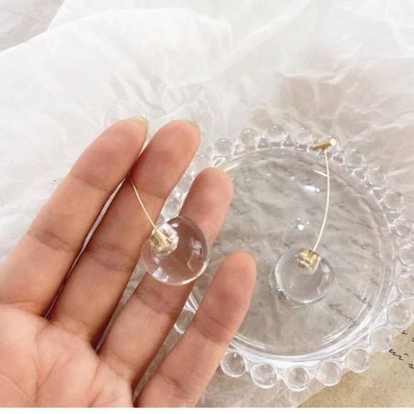 Designer Outlet Jewelry - Clear/Transparent Dangle Drop Cherry Earrings